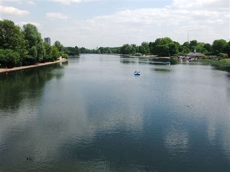 Hyde Park in London: All you need to know - Topos Magazine