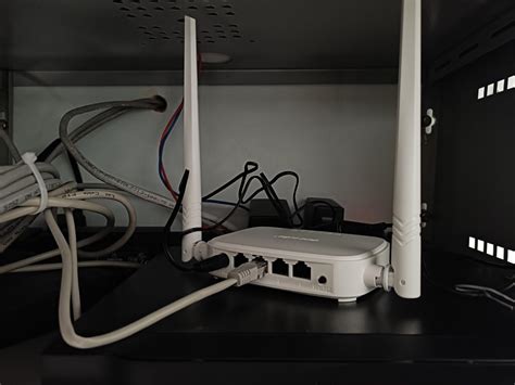 Tenda N301 Wireless-N300 Easy Setup Router (White, Not a Modem) - RJ45 ...