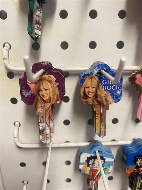 Local Hardware Store 的图像结果