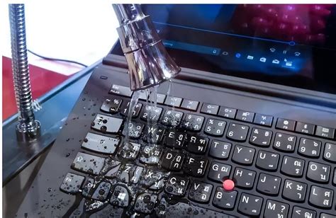 机械键盘进水了这么做， 也许还能救它一命。 - 哔哩哔哩
