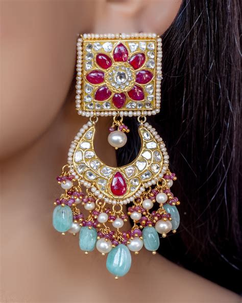 Sonakshi Sinha - Shaina Bead Choker And Tia Chandbalis Polki Set ...