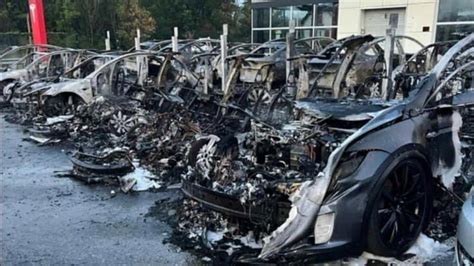 Twenty Tesla Vehicles Affected By Fires on the Same Day in Turkey and ...
