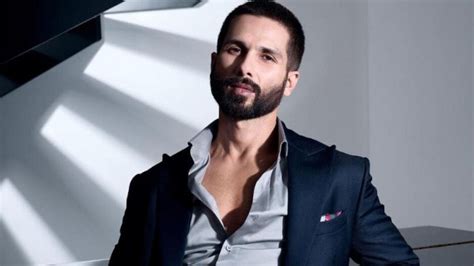 'Learn to work very hard'- Shahid Kapoor turns philosopher, schools an ...