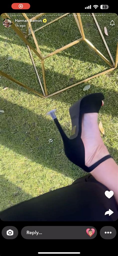 Hannah Barron's feet
