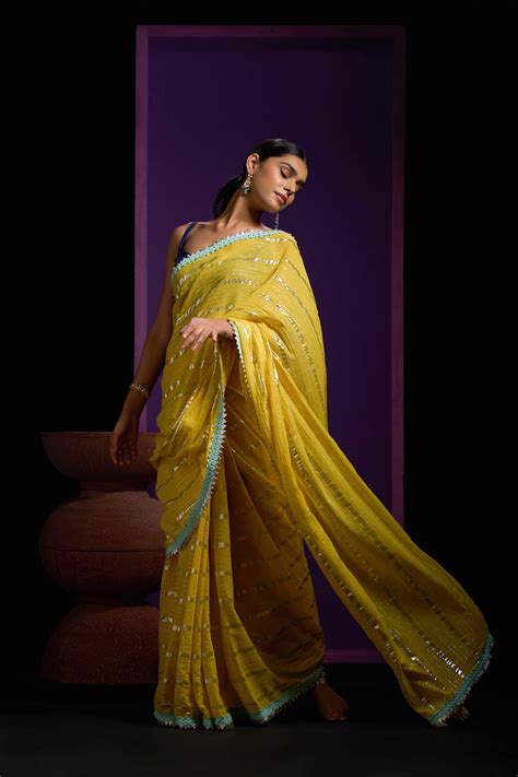YELLOW TOHFA SAREE – HUMDUM