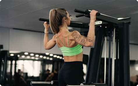 Is It Good to Workout Before Bed? The Pros and Cons of Late-Night Exercise - BetterMe