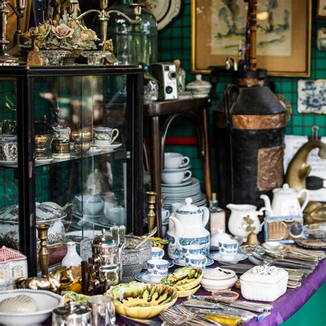 Antique Movers | Qualified & Experienced Antique Moving Services