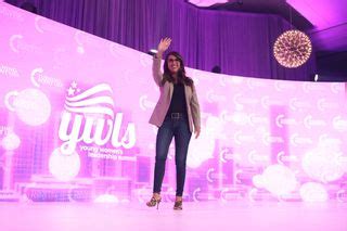 The best Lauren Boebert feet pictures 🤩