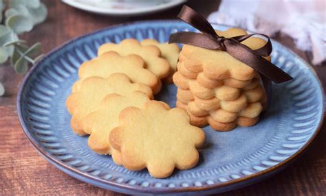 Why Japanese Biscuits & Cookies Are Becoming India’s New Snack Crush ...