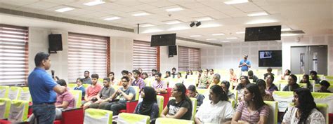 School of Mathematics | IISER TVM