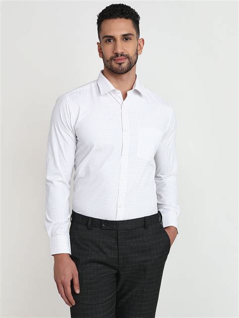 Park Avenue Men Red Slim Fit Checks Formal Shirt – MyRaymond