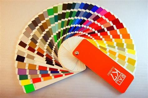美華漆行 中壢實體店面 德國 RAL color 勞爾色卡色票 K7 扇形 213色 另有PANTONE色卡 | Yahoo拍賣