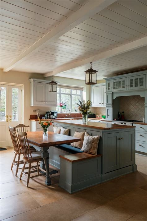 Top 10 kitchen trends | Kitchen seating, Kitchen island with seating ...