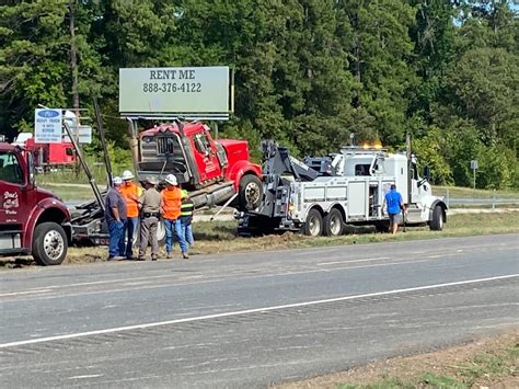 Logging Tractor Mishaps 的图像结果