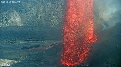Kilauea Volcano Erupts, Drawing Crowds to Hawaii - NepalverifiedNews
