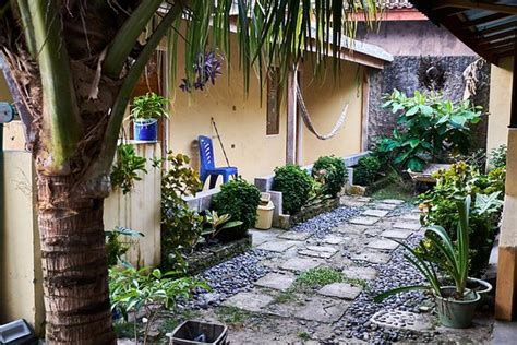 SAEJADI LOSMEN (Krui) - Inn Reviews & Photos - Tripadvisor