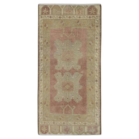 1960s Tan Vintage Turkish Mini Rug 1'9" X 3'4" For Sale at 1stDibs