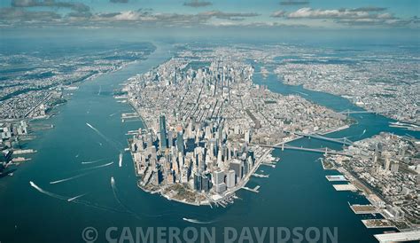 Manhattan Island Size