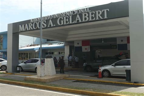 Renovación del aire acondicionado en el Aeropuerto Marcos A. Gelabert ...