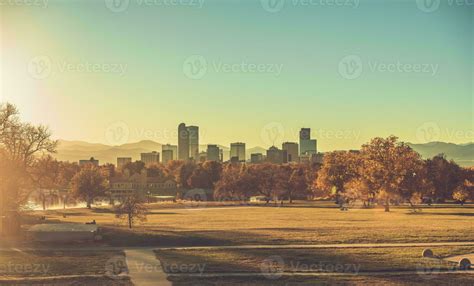 Sunset Time Denver Skyline Colorado 24521654 Stock Photo at Vecteezy