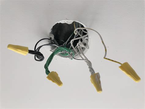 How to wire a light with multiple black/white/green wires from the ...