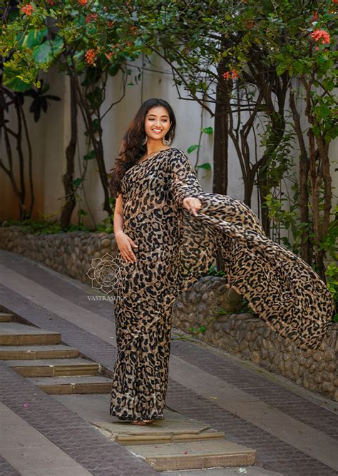 Chiffon Leopard Printed Saree – Vastrasuka