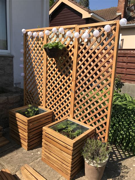 Privacy Screen with Trellis and Wooden Planters