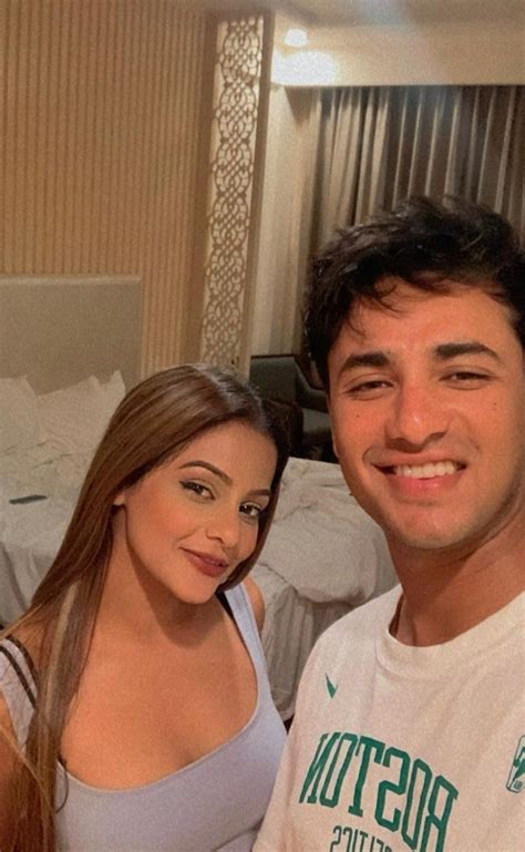 Model Tania Singh Suicide Case Update: IPL क्रिकेटर अभ‍िषेक शर्मा से हो ...