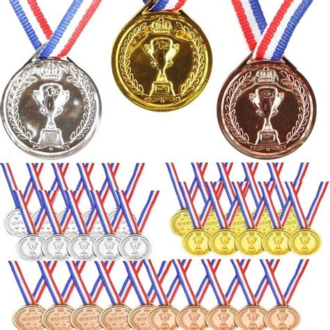 20 pièces, médailles en plastique avec ruban, médailles d'or, d'argent ...
