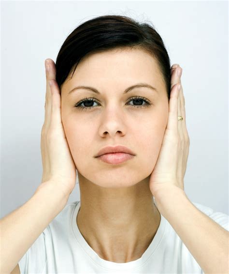 Remedies for Itchy Ears | ThriftyFun