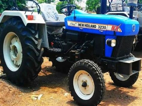 न्यू हॉलंडच्या एन एच 3230 ट्रॅक्टरचा २० वा वर्धापन दिन