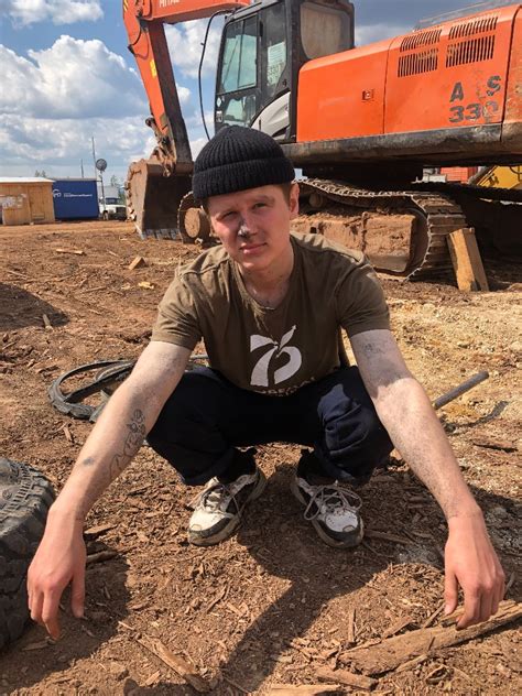 Local Man Meme 的图像结果