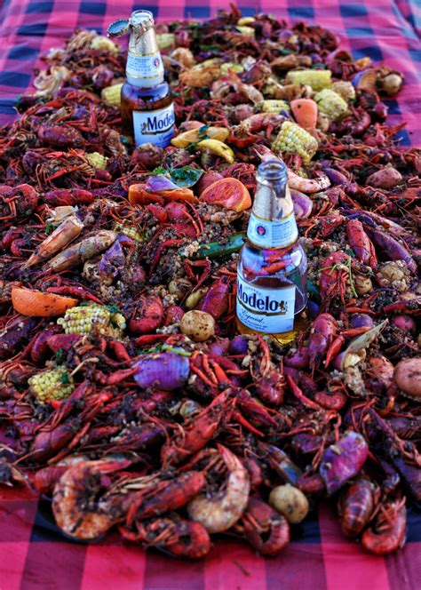 The Live Fire Ultimate Crawfish Boil | Destination: Galveston Bay