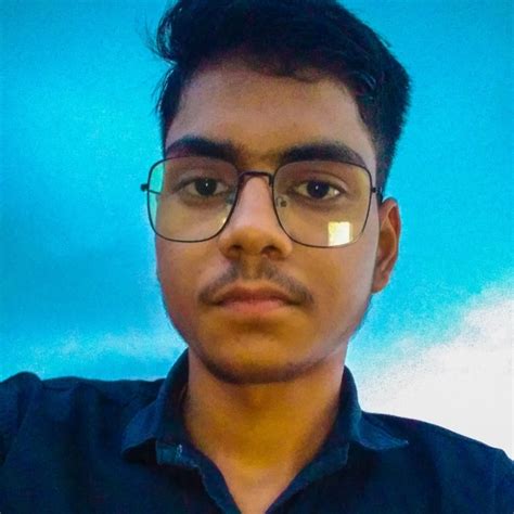 Ekansh - Maths teacher in Lucknow - ₹600/h