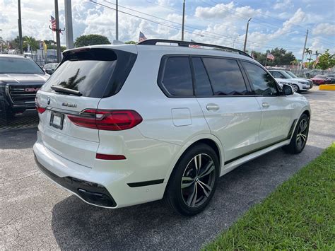 2021 BMW X7