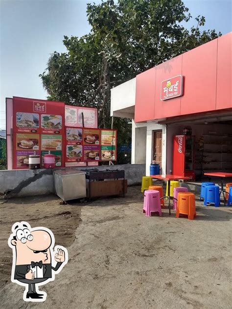 Menu at Mumbai Vada Pav, Mahadula, 732M+CXX