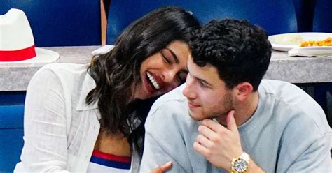 Priyanka Chopra and Nick Jonas to host a Mumbai reception for B-town ...