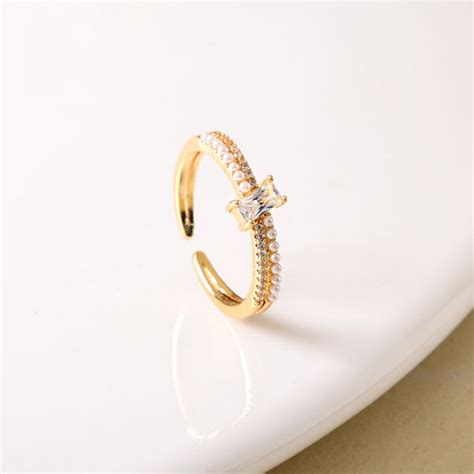 Ring Online - Premium Dual Essence Gold Baguette Solitaire Ring | Nestasia