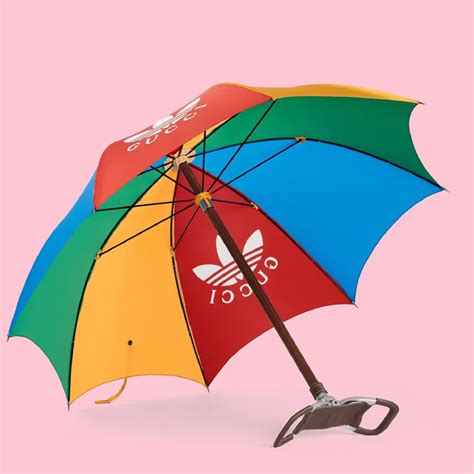 Costly Sun Umbrella: বৃষ্টি থেকে বাঁচাবে না, তবুও এই ছাতার দাম লাখ ...