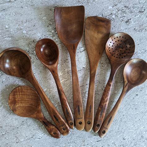 Montuk 7 Pcs Natural Teak Wood Cooking Utensils Set for Kitchen, Spoon ...