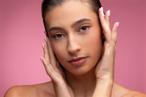 Collagen Benefits for Skin Radiance – What's Up Wellness