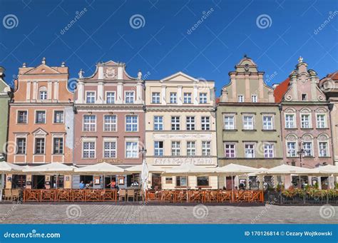 Houses, Hotels,restaurants and Cafes in Old Town Square, Stary Rynek ...
