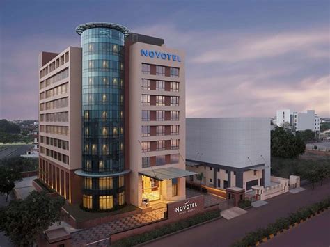NOVOTEL LUCKNOW GOMTI NAGAR - Hotel Reviews, Photos, Rate Comparison ...