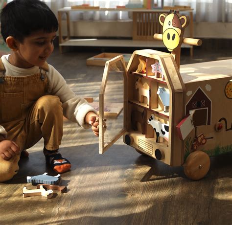 Moo Moo Walk-O-Ride – Wood-O-Kidz