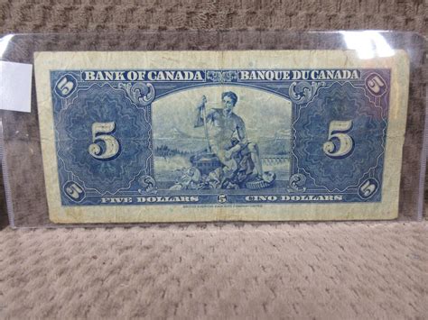 1937 - Canadian 5 Dollar Bill