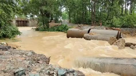 Incessant rain washes away key road in Odisha’s Keonjhar, connectivity ...