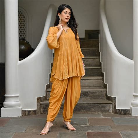 DHANYA CO-ORD SET – UrbanStree