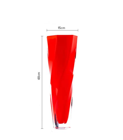 JIRI PACINEK - Red Vase - Fresh Cranberry Potion. – Brique tales