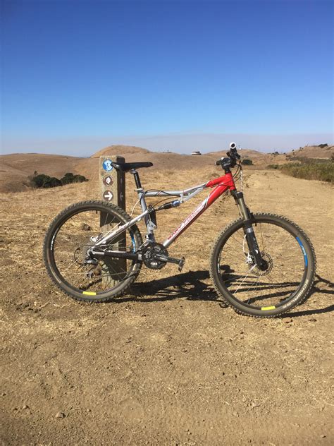 Crockett Hills Regional Park Mountain Bike Trail in Crockett ...