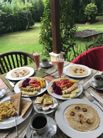 VILLA ADI AMED (Bunutan) - Hostel Reviews, Photos, Rate Comparison ...